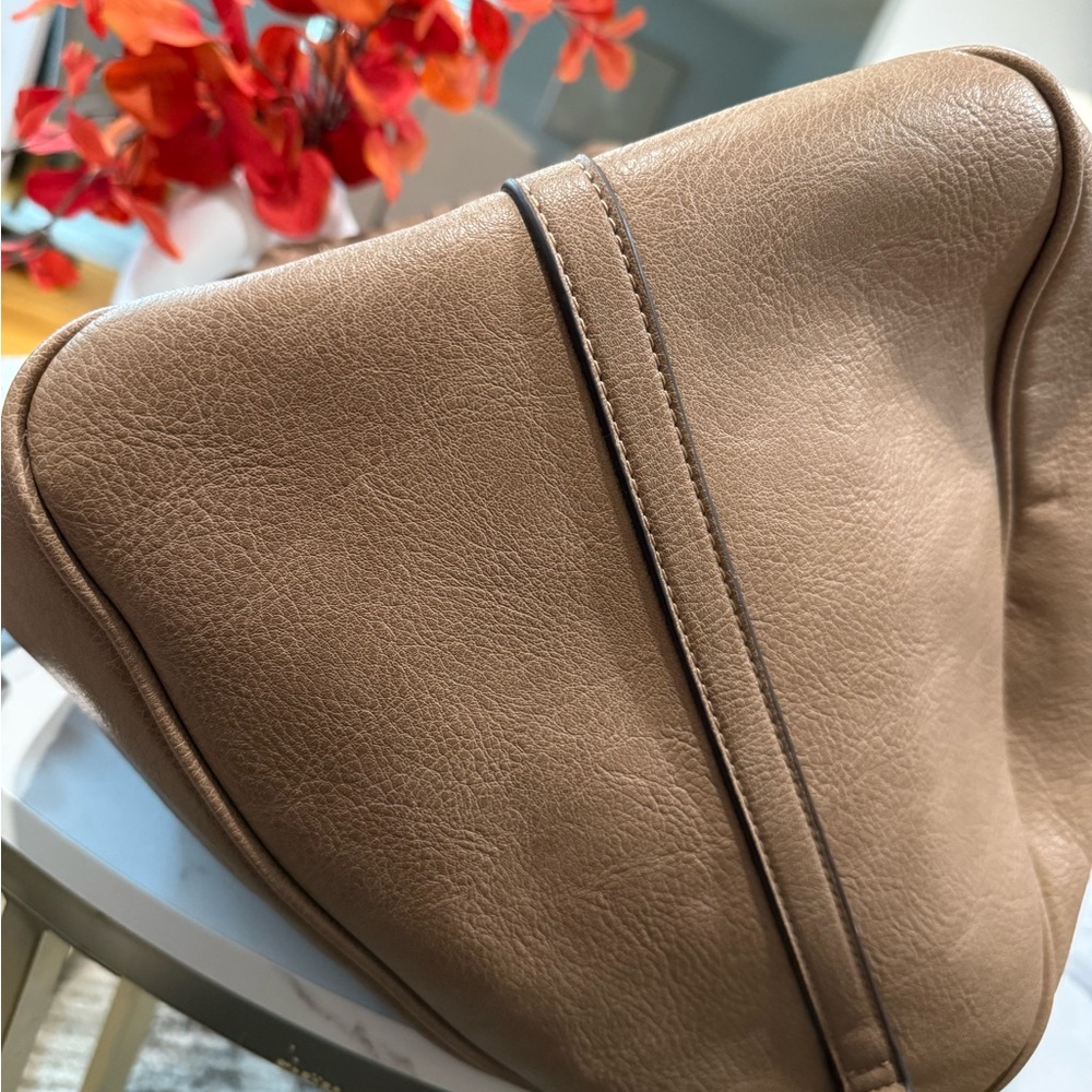 Sole Society Beige Leather Bag with Animal Print Interior - Picture 11 of 12